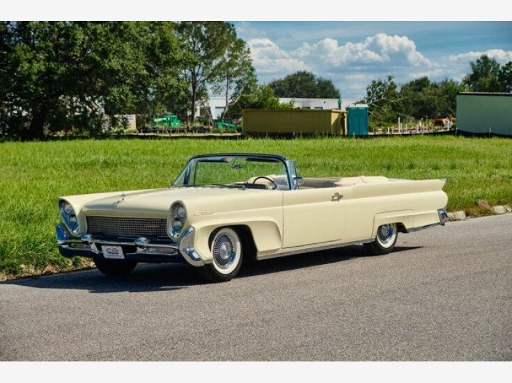 Thumbnail Photo undefined for 1958 Lincoln Continental